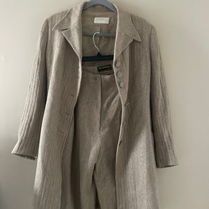 Provasou vintage womens suit set.